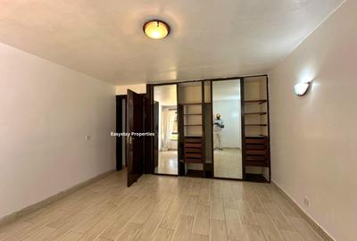 3 Bed Apartment with En Suite in Westlands Area - 4
