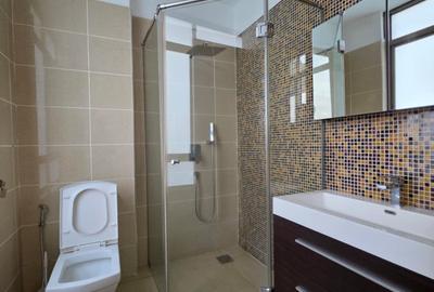 3 Bed Apartment with En Suite in Parklands - 3