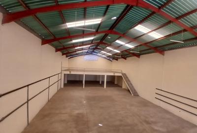 9,997 ft² Warehouse with Parking in Embakasi - 3