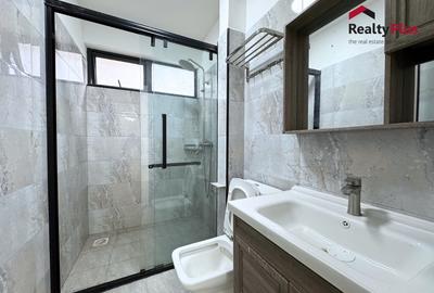 2 Bed Apartment with En Suite at Valley Arcade - 4