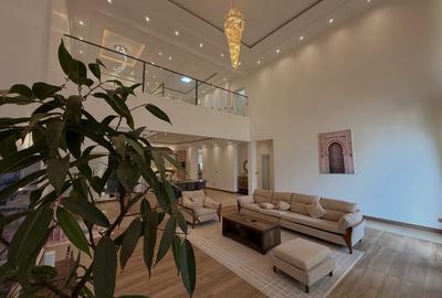 Serviced 6 Bed Apartment with En Suite at Parklands - 3