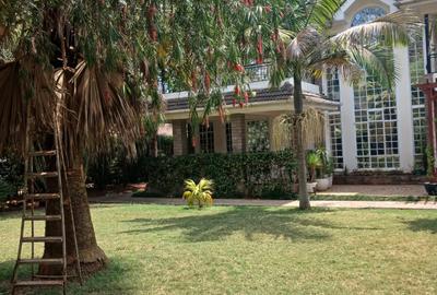 5 Bed Townhouse with En Suite in Karen - 3
