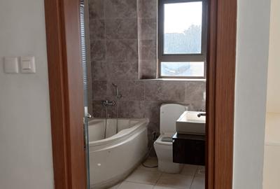 3 Bed Apartment with En Suite in Kilimani - 2