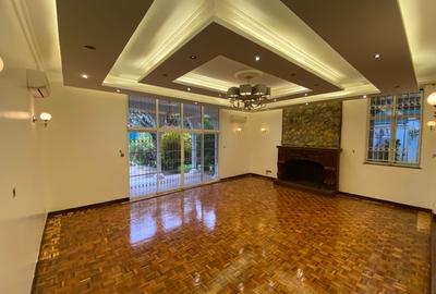 4 Bed Townhouse with En Suite in Runda - 3