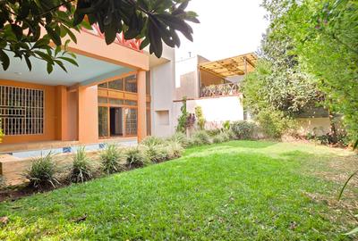 4 Bed Townhouse with En Suite at Lavington Green - 3