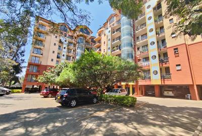 3 Bed Apartment with En Suite in Kilimani - 2