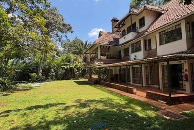 5 Bed Townhouse with En Suite in Rosslyn - 4