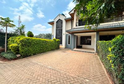 4 Bed Townhouse with En Suite at Kirawa Road - 2
