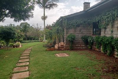 5 Bed House with En Suite in Nyari - 4