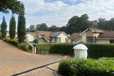 4 Bed Townhouse with En Suite in Kitisuru