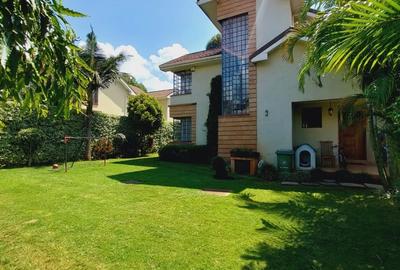 4 Bed Townhouse with En Suite in Kitisuru - 2