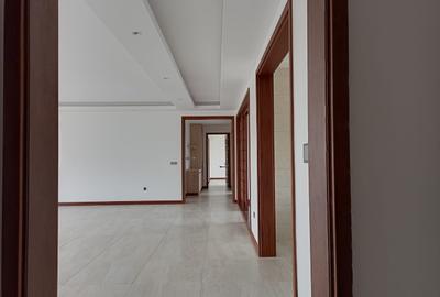4 Bed Apartment with En Suite in General Mathenge - 2