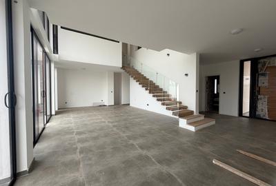 4 Bed Townhouse with En Suite at New Runda - 2