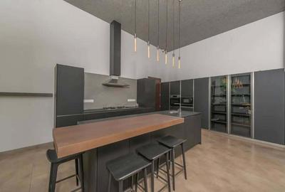 4 Bed Villa with En Suite at Runda - 3