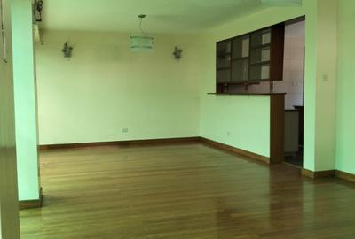5 Bed Townhouse with En Suite in Lavington - 3