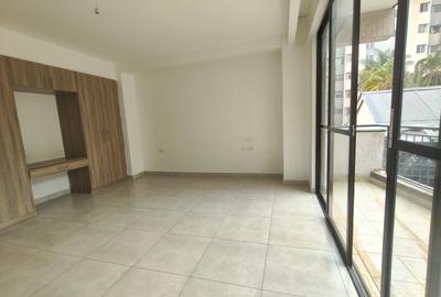 2 Bed Apartment with En Suite at Parklands - 2