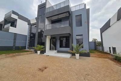 4 Bed House with En Suite at Mugutha