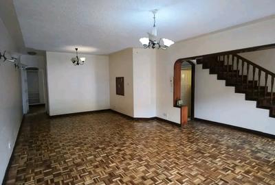4 Bed Townhouse with Swimming Pool in Kileleshwa - 3