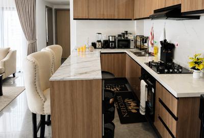 Furnished 2 Bed Apartment with En Suite in Riverside - 4