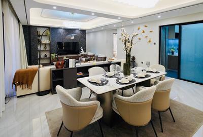 4 Bed Apartment with En Suite at 2026-107 - 4