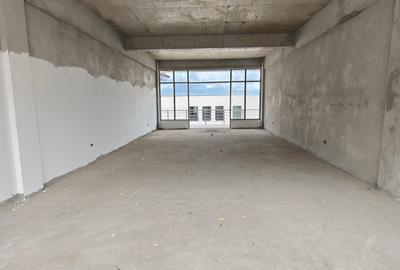 840 ft² Shop with Parking in Karen - 3