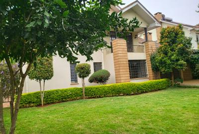 4 Bed Townhouse with En Suite in Kitisuru