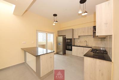 2 Bed Apartment with En Suite at 4Th Parklands - 3