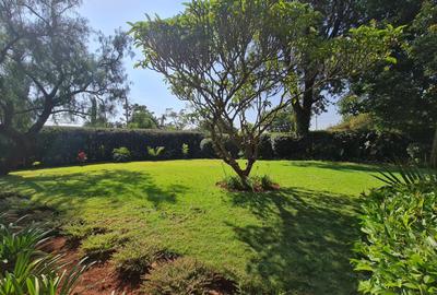 4 Bed House with En Suite at Lavington - 3