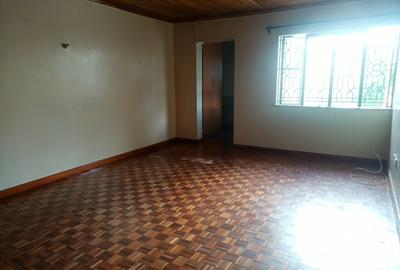 5 Bed Villa with En Suite in Lavington - 2