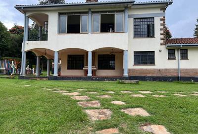 4 Bed Townhouse with En Suite in Rosslyn