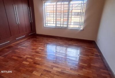 3 Bed Apartment with En Suite in Westlands Area - 2