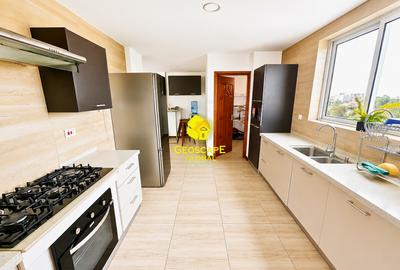 Furnished 3 Bed Apartment with En Suite in Kilimani - 4