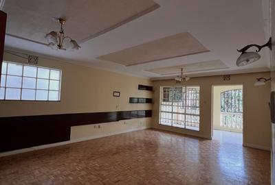 4 Bed Townhouse with En Suite in Lavington - 3