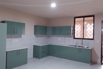4 Bed Apartment with En Suite at Moyne Drive - 3