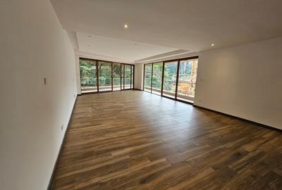 3 Bed Apartment with En Suite in Westlands Area
