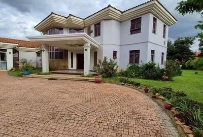 4 Bed Townhouse with En Suite in Runda - 3