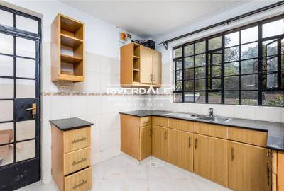 2 Bed Apartment with En Suite in Brookside - 3