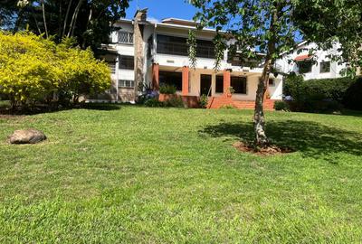 5 Bed House with En Suite in Gigiri