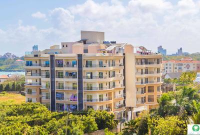 3 Bed Apartment with En Suite in Nyali Area - 2