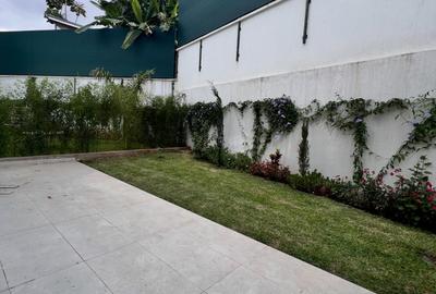 5 Bed Townhouse with En Suite in Lavington - 2