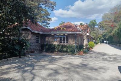 5 Bed House with En Suite at Old Muthaiga Golf Club - 4