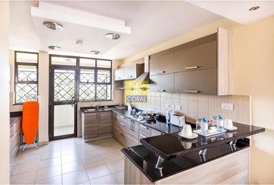 1 Bed Apartment with Parking in Kilimani - 3