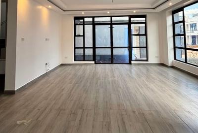 4 Bed Townhouse with En Suite at Eastern Bypass - 3