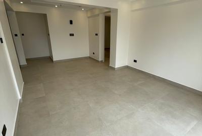 Serviced 2 Bed Apartment with En Suite in Westlands Area - 4