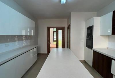 5 Bed Townhouse with En Suite at Njumbi Lane - 4