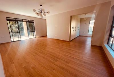 6 Bed Townhouse with En Suite in Karen - 4