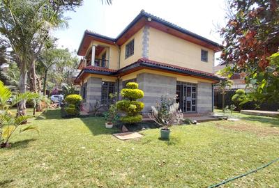 5 Bed House with En Suite in Runda - 2