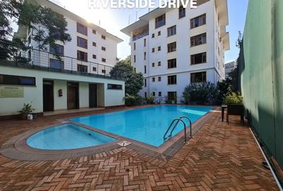 3 Bed Apartment with En Suite at Riverside Drive - 3