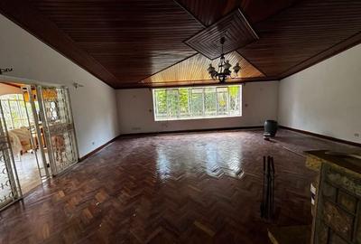 5 Bed House with En Suite in Karen - 4