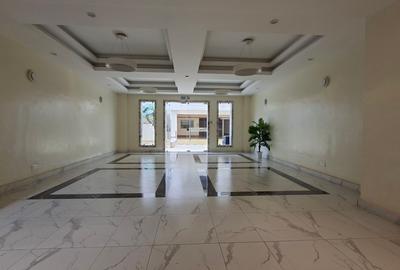 3 Bed Apartment with En Suite at Mandera Road - 4